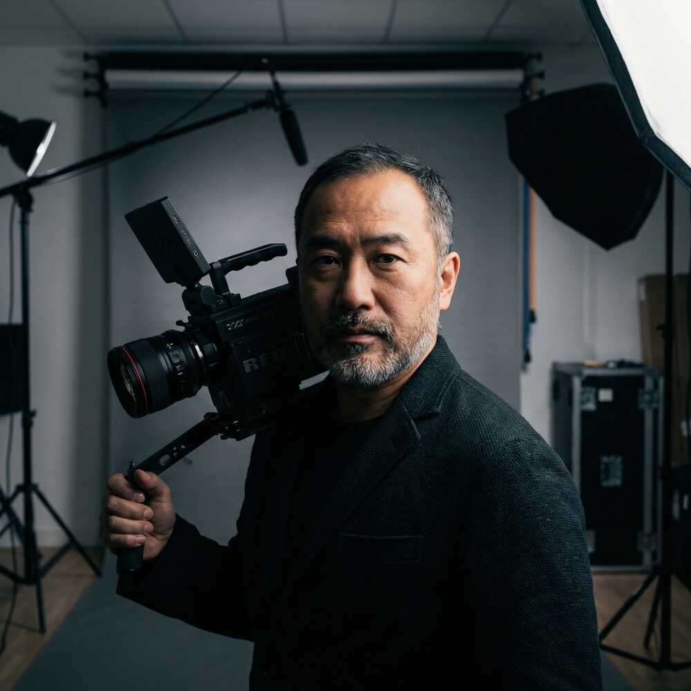 免费看片摄影师